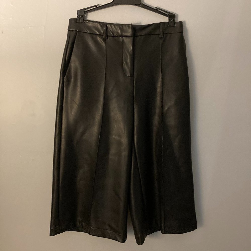 Maison Cinqcent Black Faux Leather Culottes Wide Leg Capris Size 0